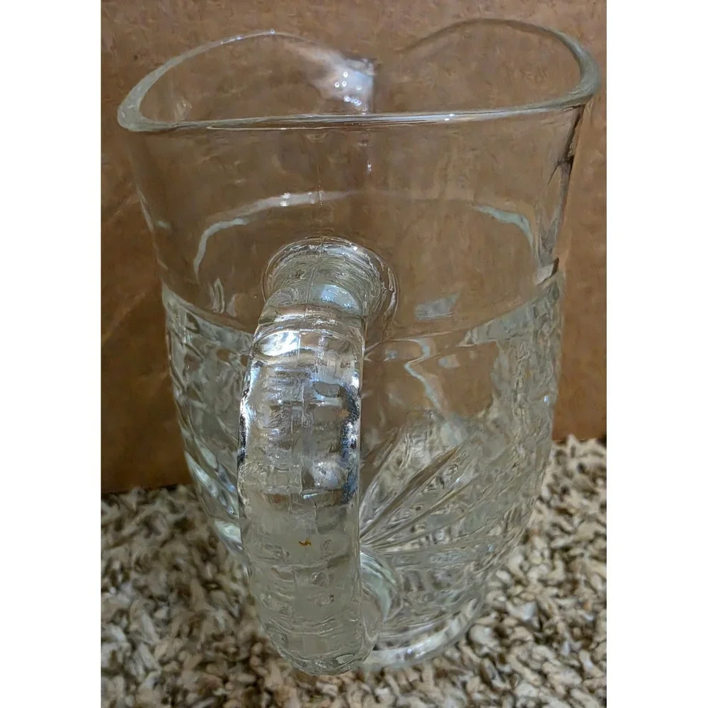 Vintage Anchor Hocking Prescut Glass Pitcher Star of David‎ Starburst 16oz Pint